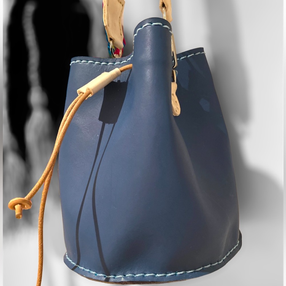 Luxurious Mini Crossbody Bucket Leather Bag/ Blue
Authentic Wayuu Mochila Purse